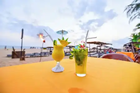 International Beach and Restaurant - 10
