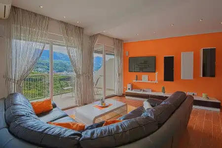 Montelux Apartments - 215