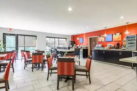Comfort Inn & Suites Chattanooga West - Lookout Mountain - 29