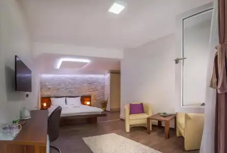 Central Park Residence Guest House - 51