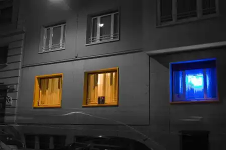Petit - 16