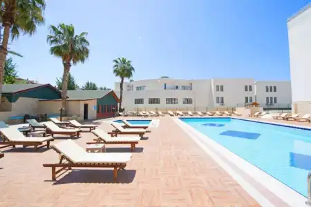 Ada Newday Resort - 9