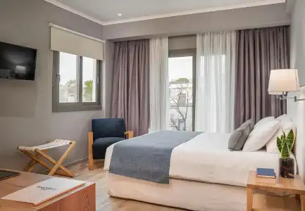 Chroma Fashion Rooms & Apartments - 1