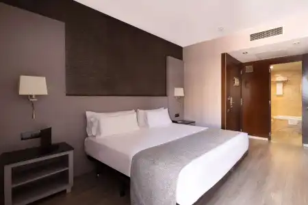 Catalonia Atenas - 6