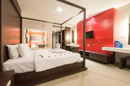 Alfresco Phuket - 36