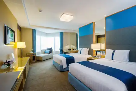 Holiday Inn Bangkok Silom by IHG - 5
