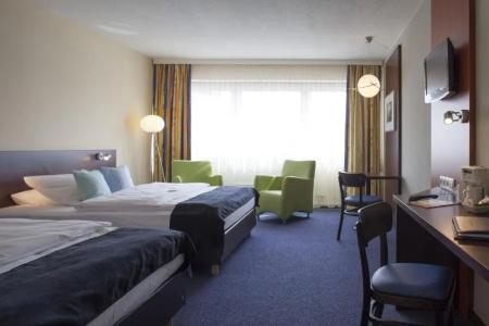 Best Western Ambassador - 92