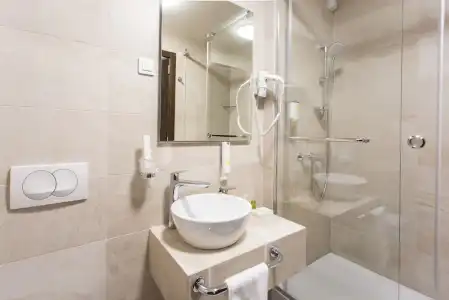 Grand Hedonist - 9