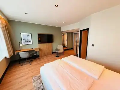 Astor Kiel by Campanile - 72