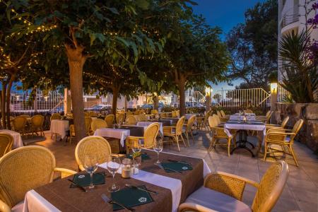 ApartHoum Plaza Son Rigo - 38