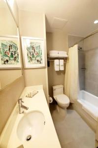 Fairfield Inn & Suites New York Brooklyn - 42