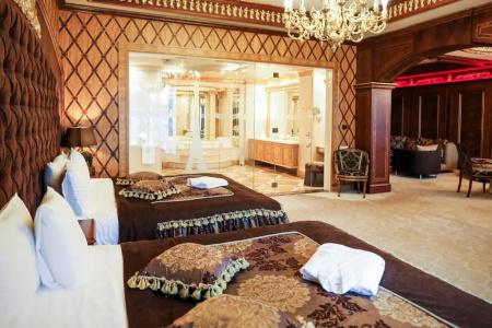 Royal Spa & Resort - 180
