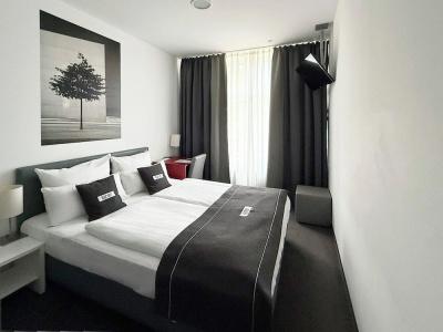 Garner Berlin - Gendarmenmarkt by IHG - 66
