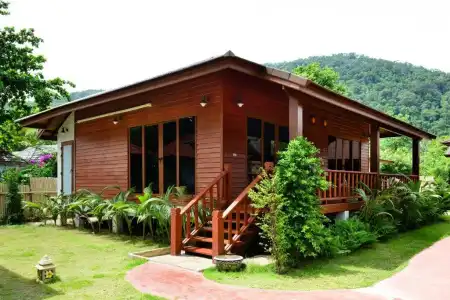 PingChan Koh Phangan Beachfront Resort - 86