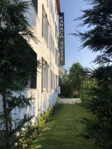 Karaca Suite - 18