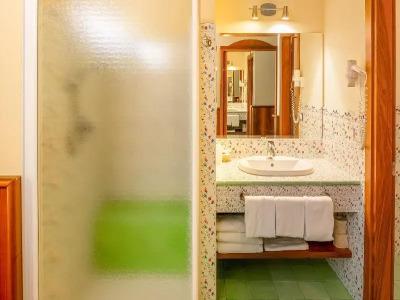 Piccolo Paradiso - 100