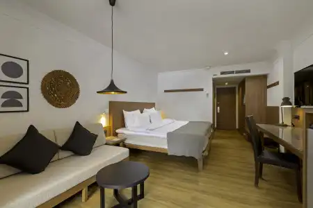 Sunprime Kamala Beach - 8