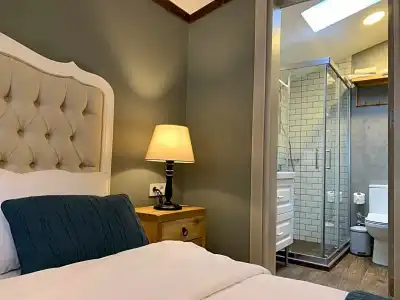 Loka Suites - 41