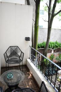 Pug Seal Polanco Allan Poe - 88