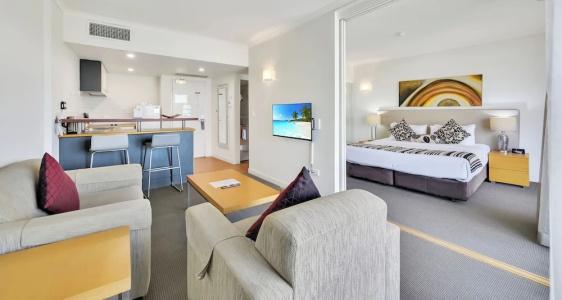 Cosmo Apartment - 100