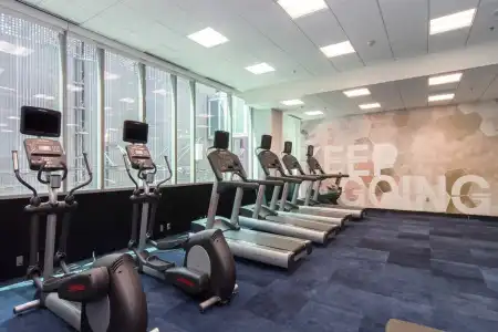 SpringHill Suites Charlotte City Center - 7