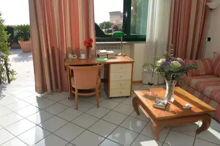 Miramare Residence Guest House - 57