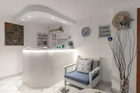 Zanneta Apartments and Suites - 1