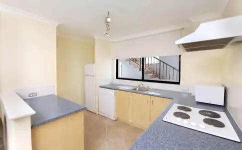 Lodestar Waterside Apartments - 16
