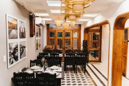 Hue 1962 Inn - 21