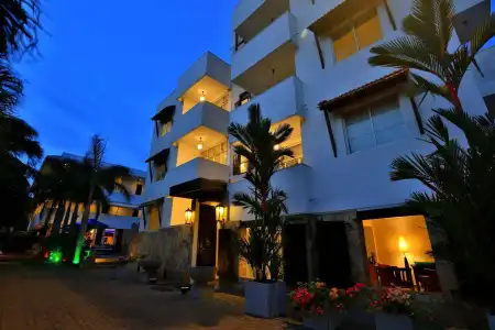 St.Lachlan & Suites - 42