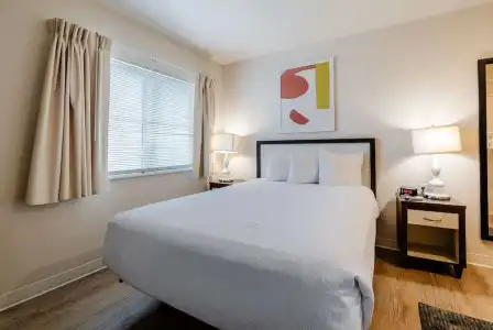 WaterWalk Extended Stay by Wyndham Wichita - 30