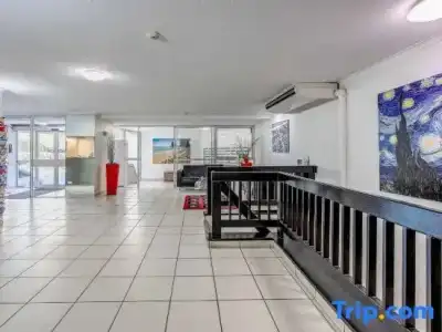 Baronnet Apartments - 70