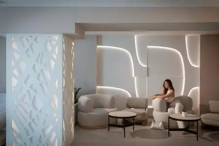 Mary & Mary Royal Suites - 25