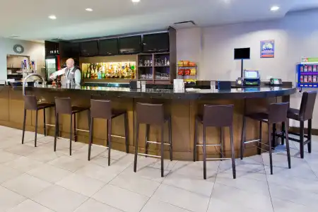 Holiday Inn Vancouver-Centre - 48
