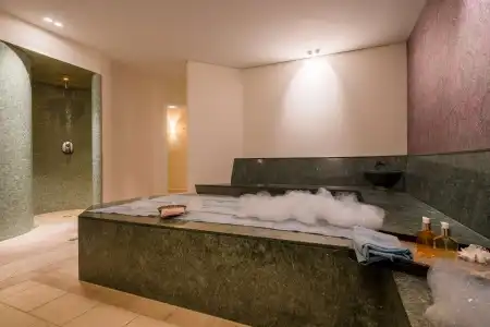 Best Western Premier Castanea Resort - 22