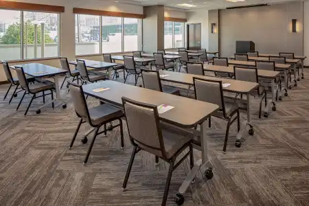 Hyatt Place Glendale/Los Angeles - 16