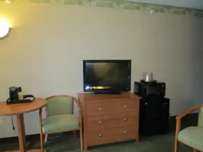 Flagship Inn and Suites - 0