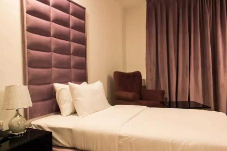 Parkside Plaza - Muscat - 13