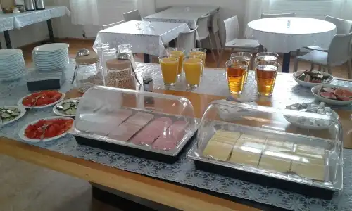 Eiðar - Hostel - 12