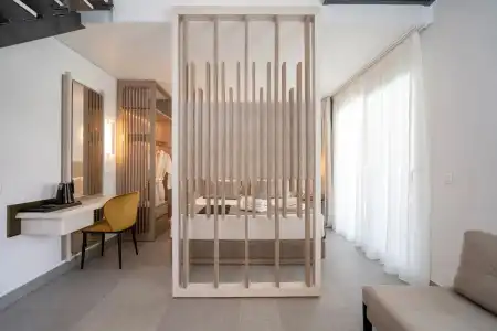 Mirablue Luxury Residences - 359