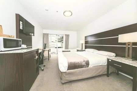 Airport Gateway - 1