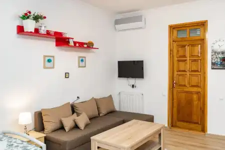 Guest House Nana - 2