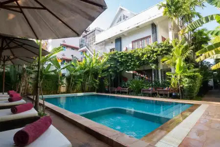 Apsara Centrepole - 18
