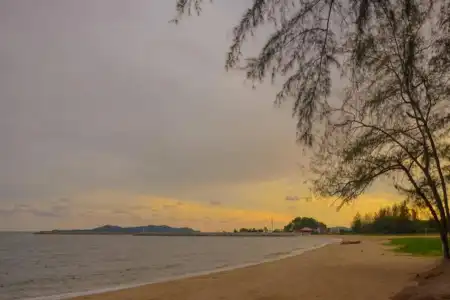 Duangtawan Beach Resort - 6