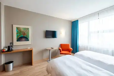 Park Inn by Radisson Reykjavik Keflavik Airport - 3