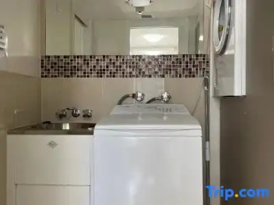 Baronnet Apartments - 136