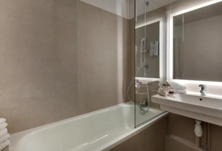 ibis Styles Clermont Ferrand Sud La Pardieu - 53