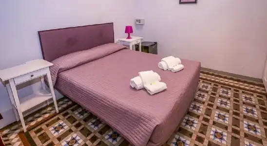 Hostal Balmes Centro - 25