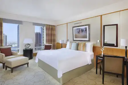 The Ritz-Carlton Executive Residences - 9
