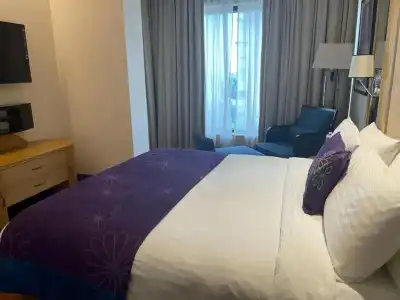 Marine Plaza Mumbai - 31